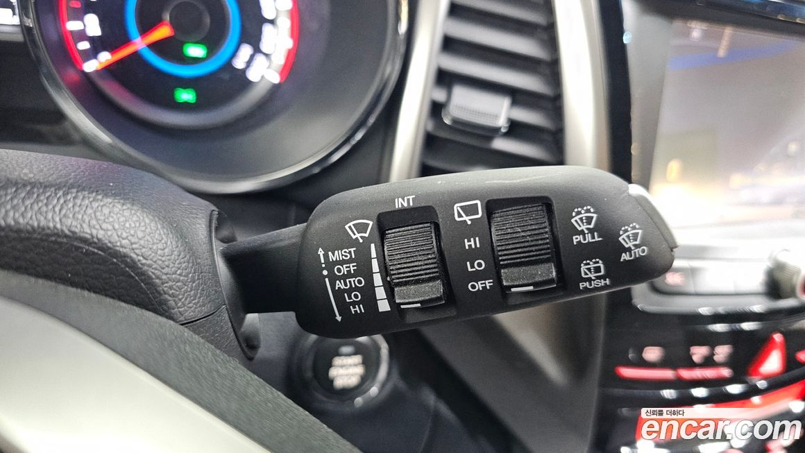 KG_Mobility_Ssangyong TIBOLI 2015