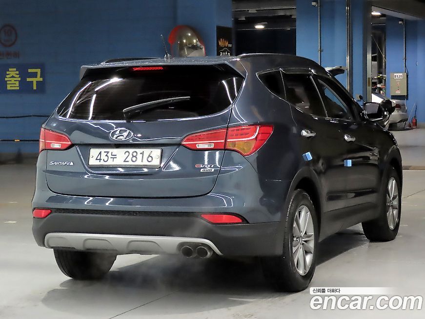 Hyundai Santafe 2015