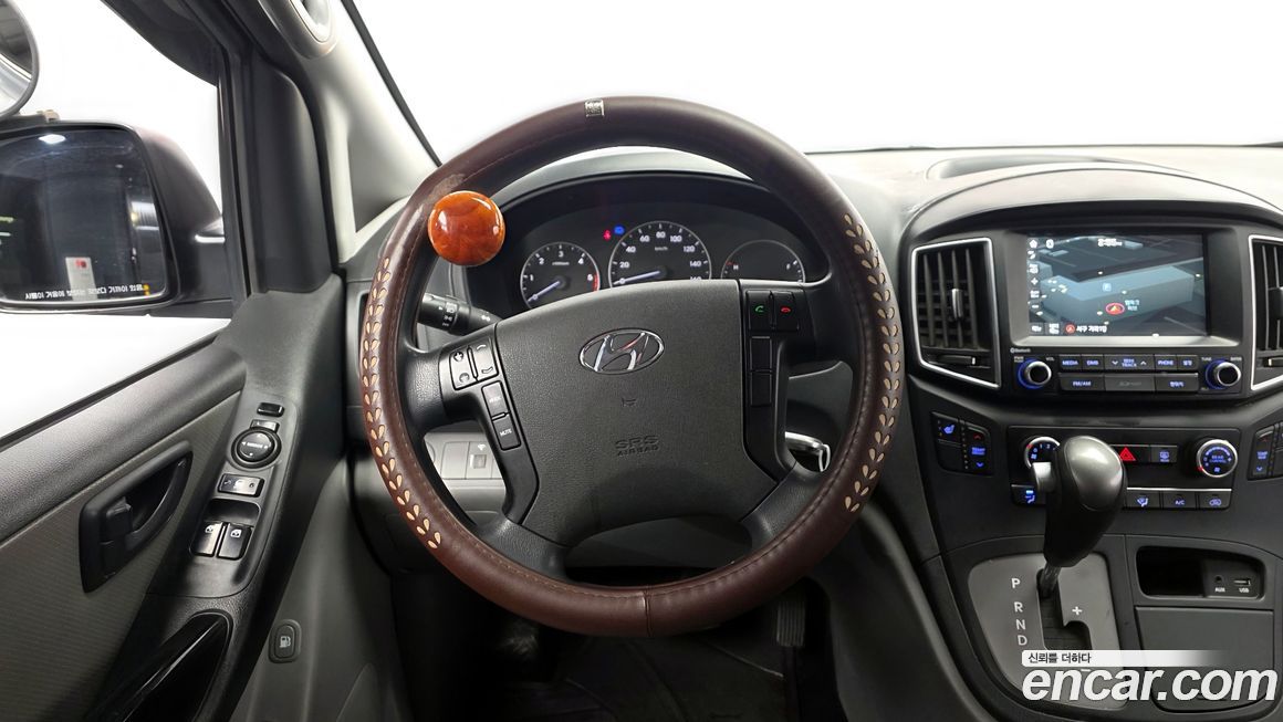 Hyundai Starex 2018