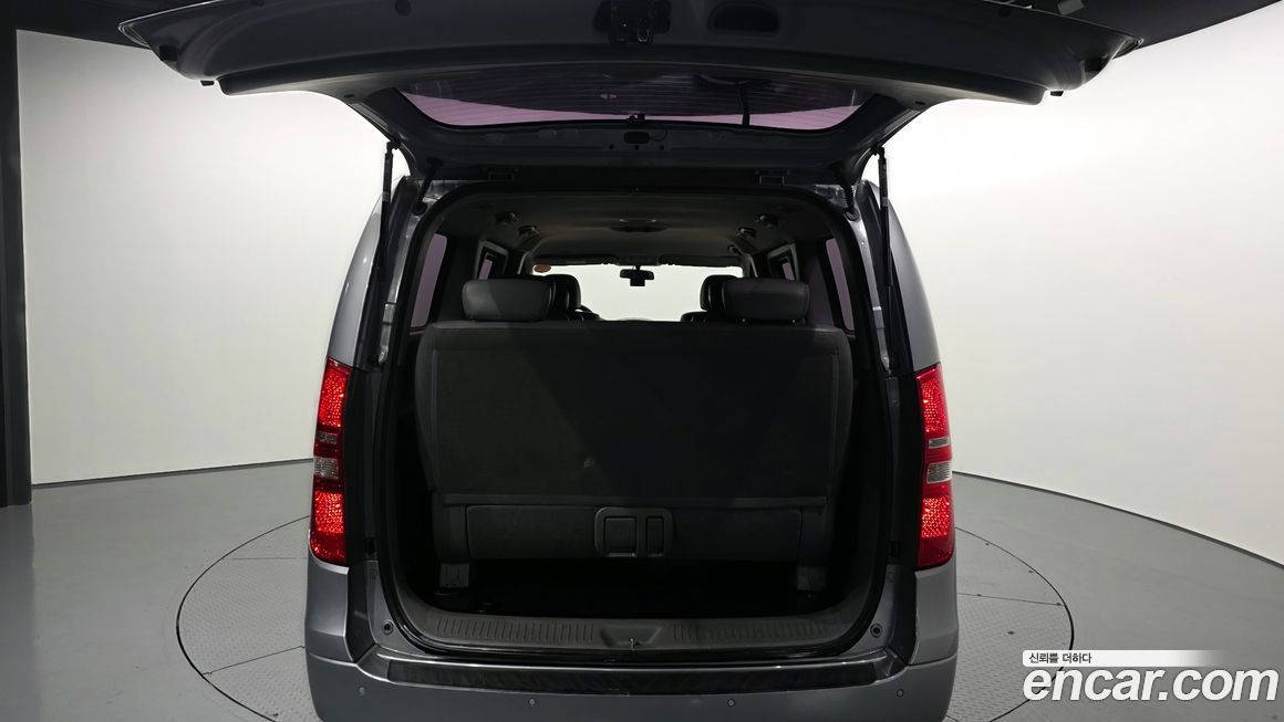 Hyundai Starex 2018