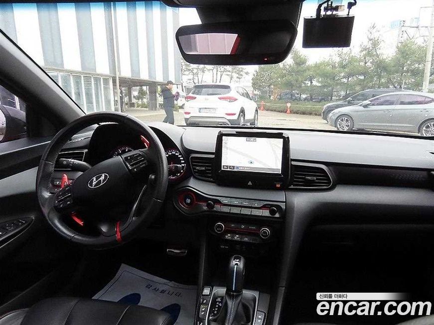 Hyundai Veloster 2019