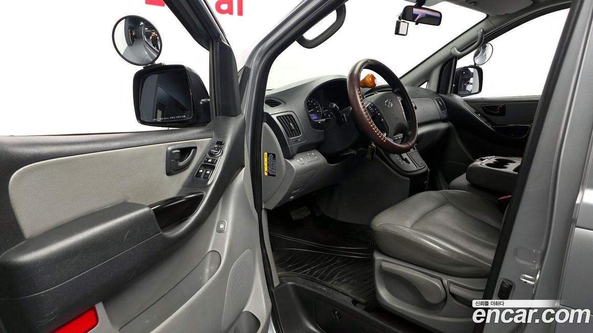 Hyundai Starex 2018