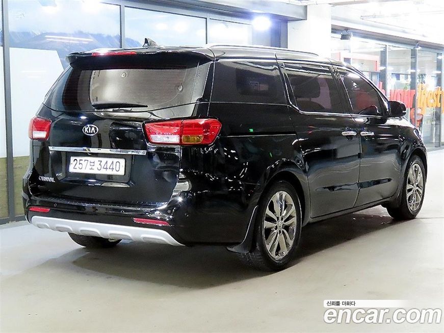 Kia Canival 2017