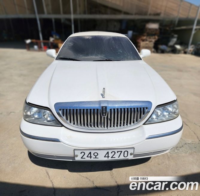 Lincoln Town Car 2007