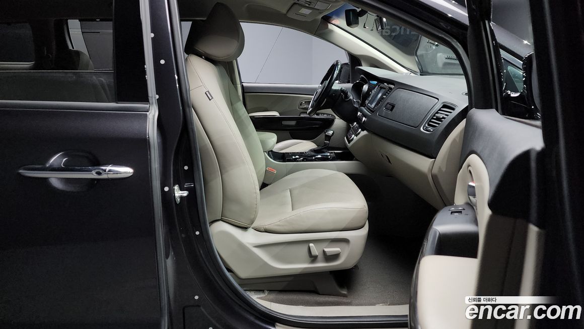 Kia Canival 2019