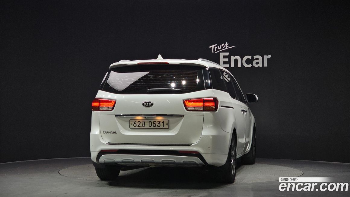 Kia Canival 2017