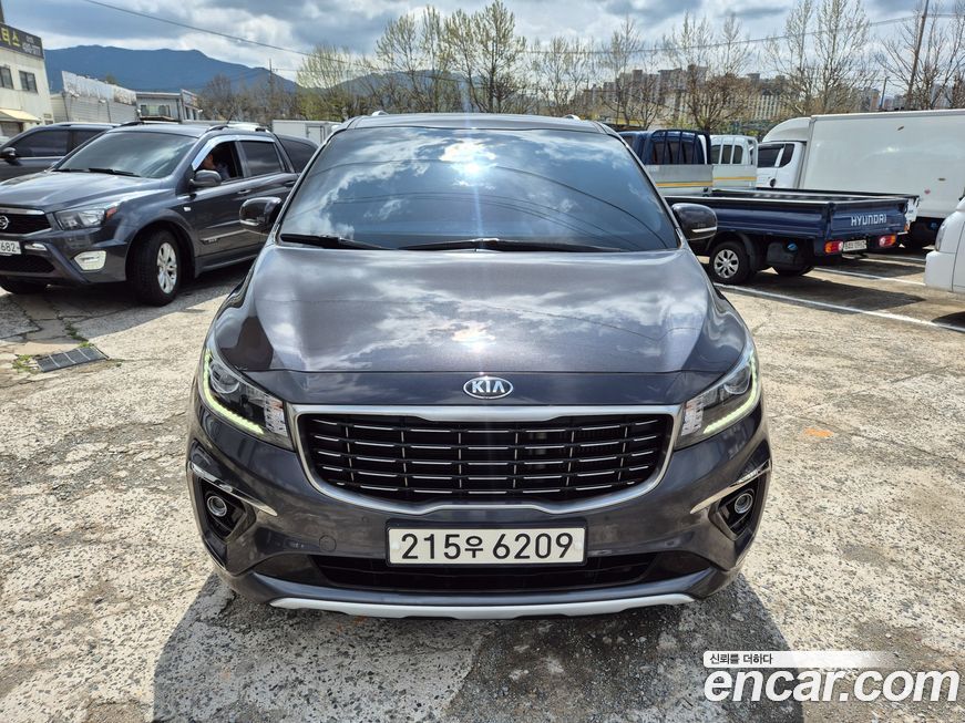 Kia Canival 2020