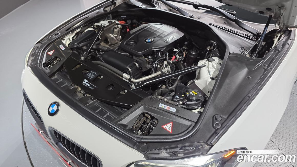 BMW 5-Series 2016