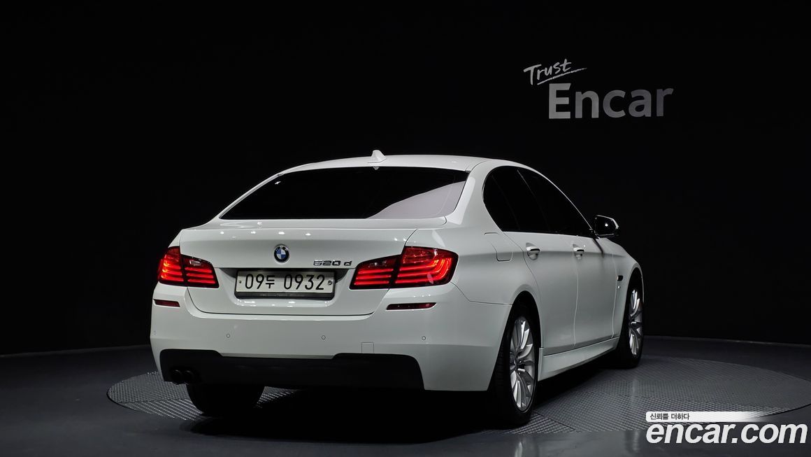 BMW 5-Series 2016