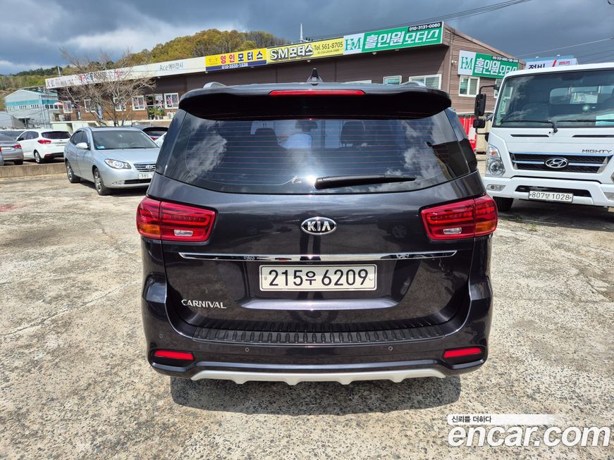 Kia Canival 2020