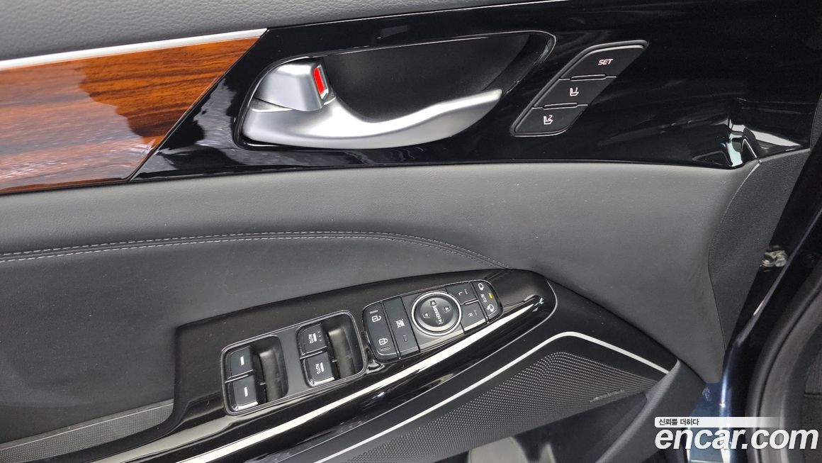 Kia K7 2016