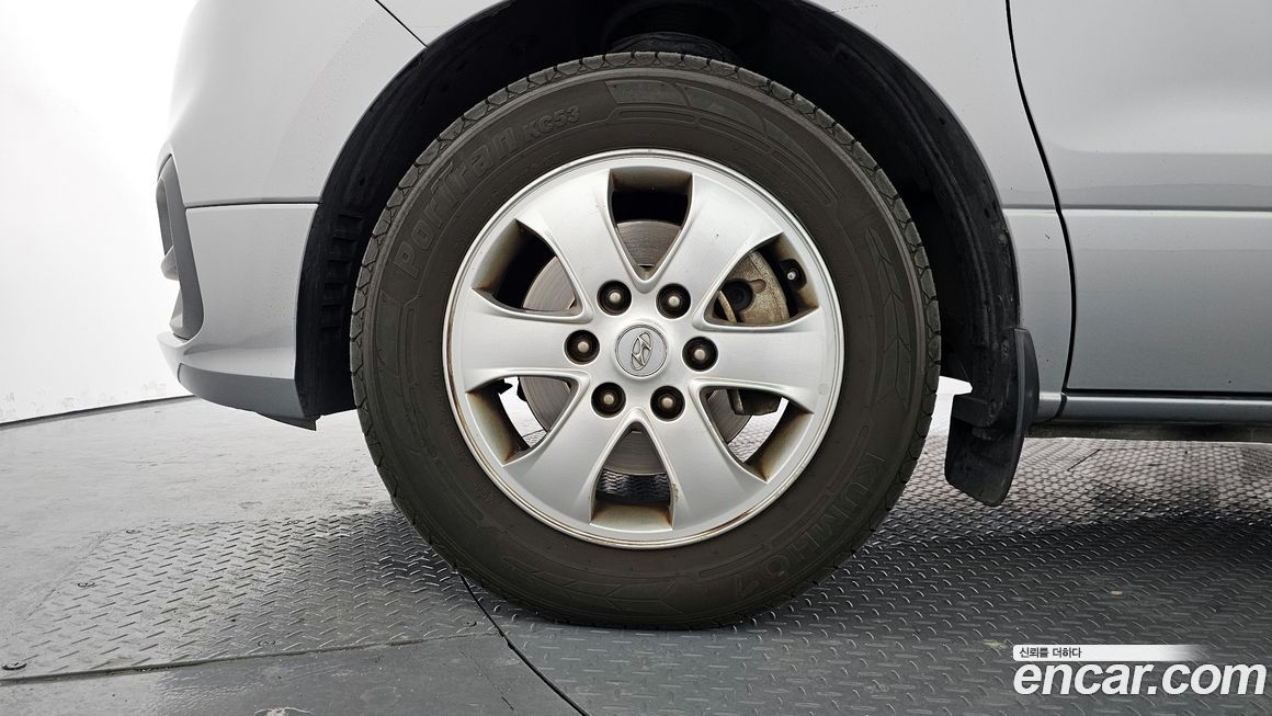 Hyundai Starex 2019