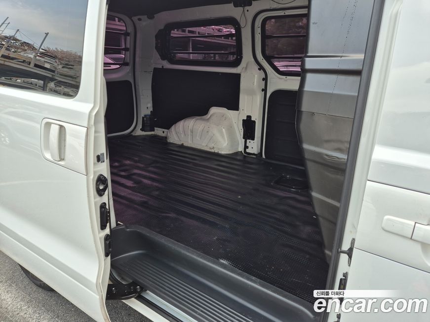 Hyundai Starex 2019