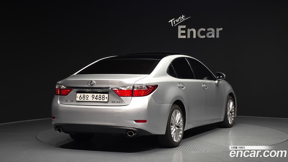 Lexus ES 2014