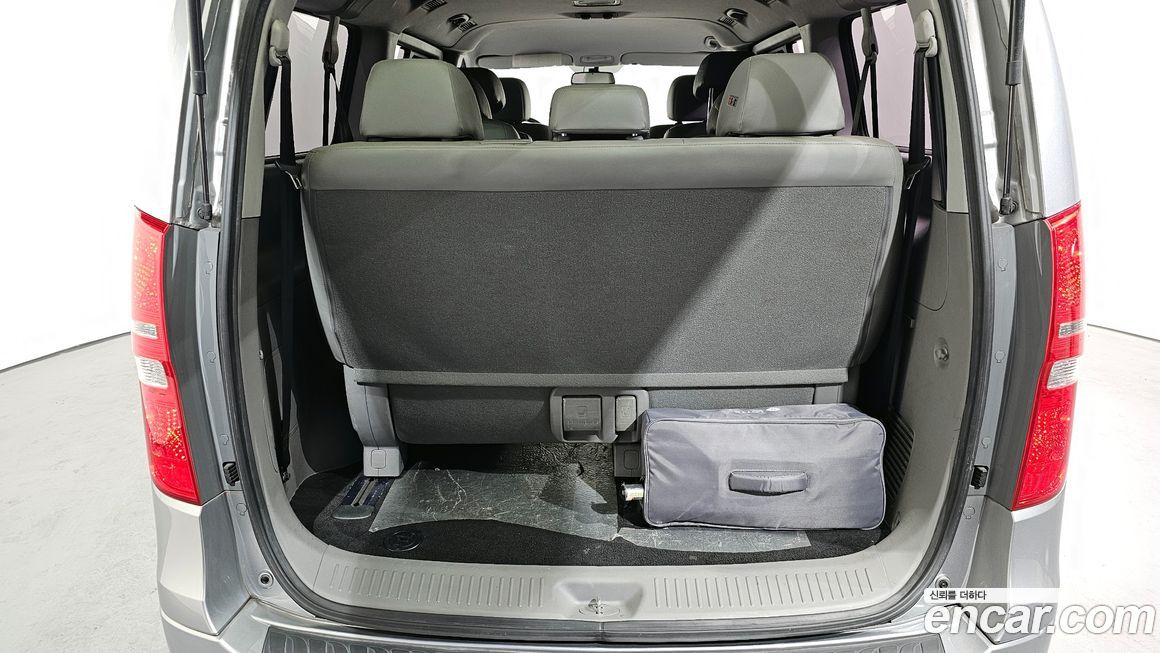 Hyundai Starex 2019