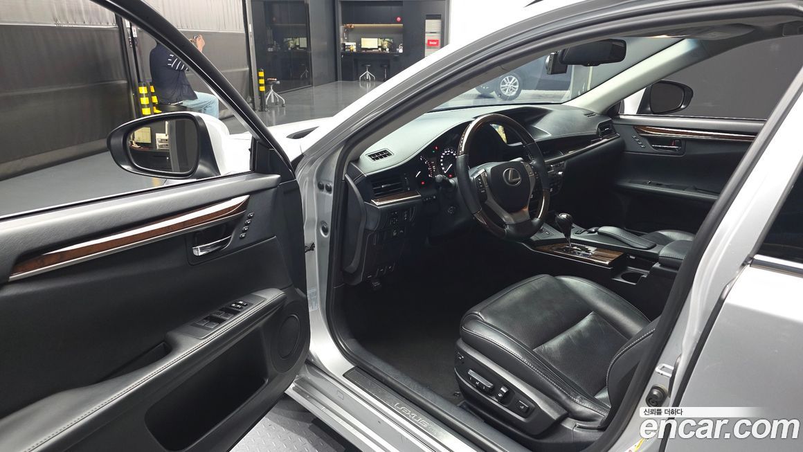 Lexus ES 2014