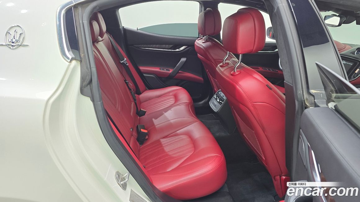 Maserati Ghibli 2017