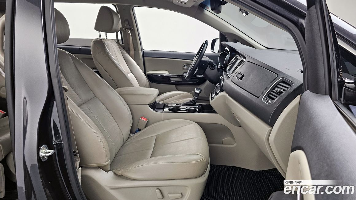 Kia Canival 2019