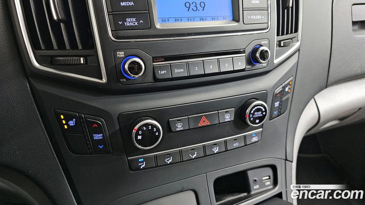 Hyundai Starex 2019