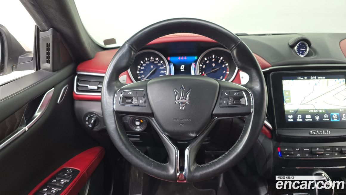 Maserati Ghibli 2017