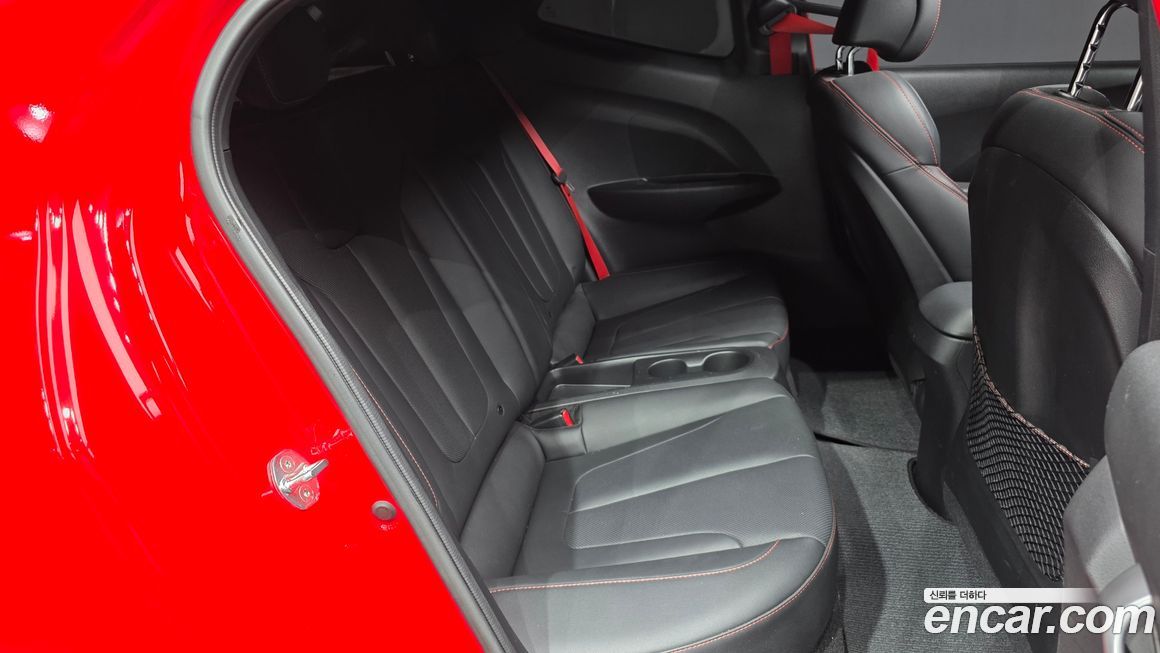 Hyundai Veloster 2019