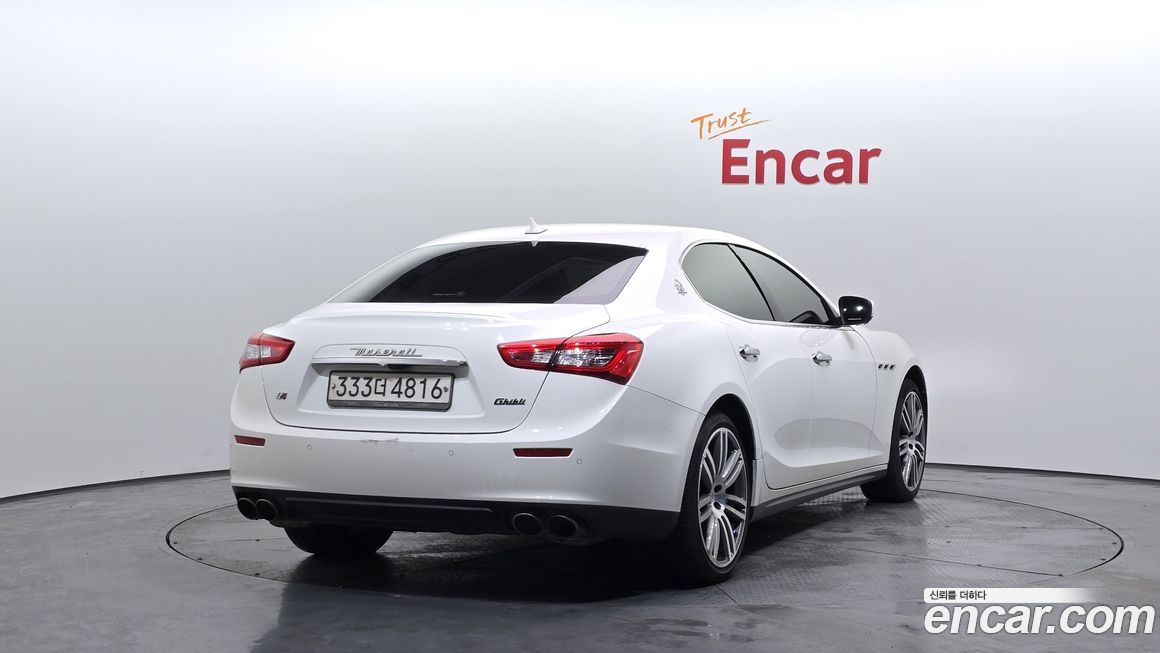 Maserati Ghibli 2017