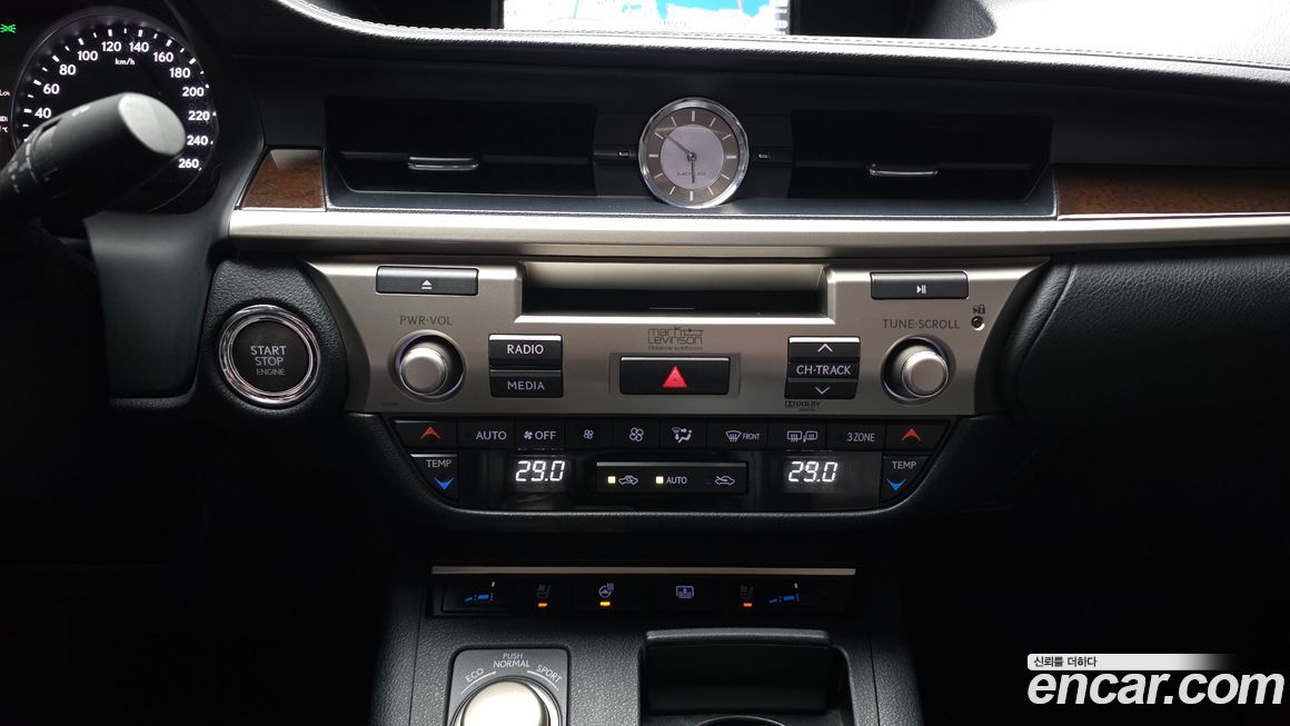 Lexus ES 2014