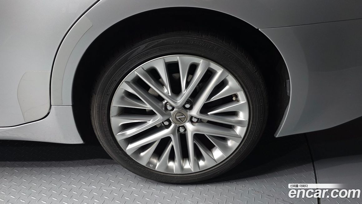 Lexus ES 2014