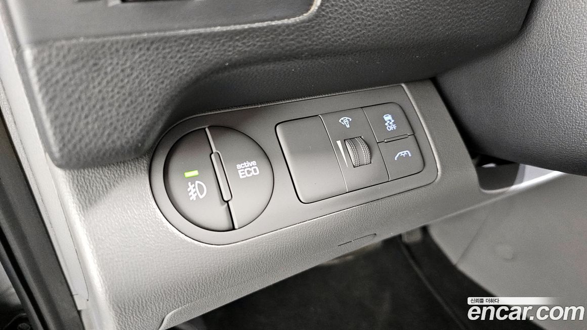 Hyundai Starex 2019