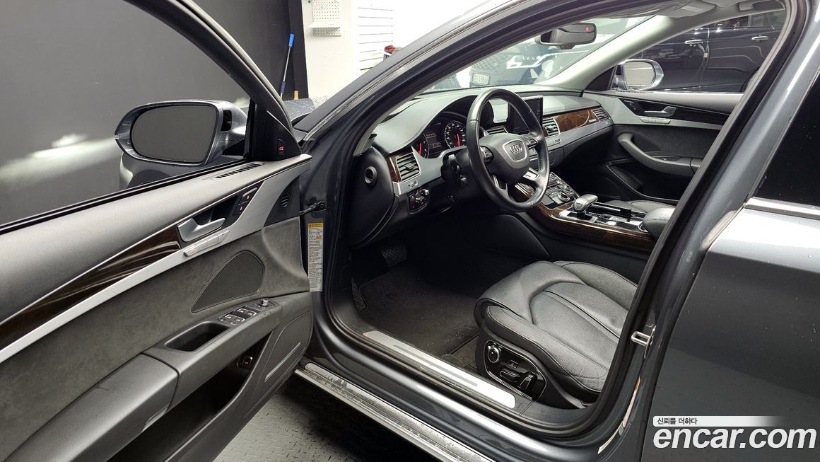 Audi A8 2015