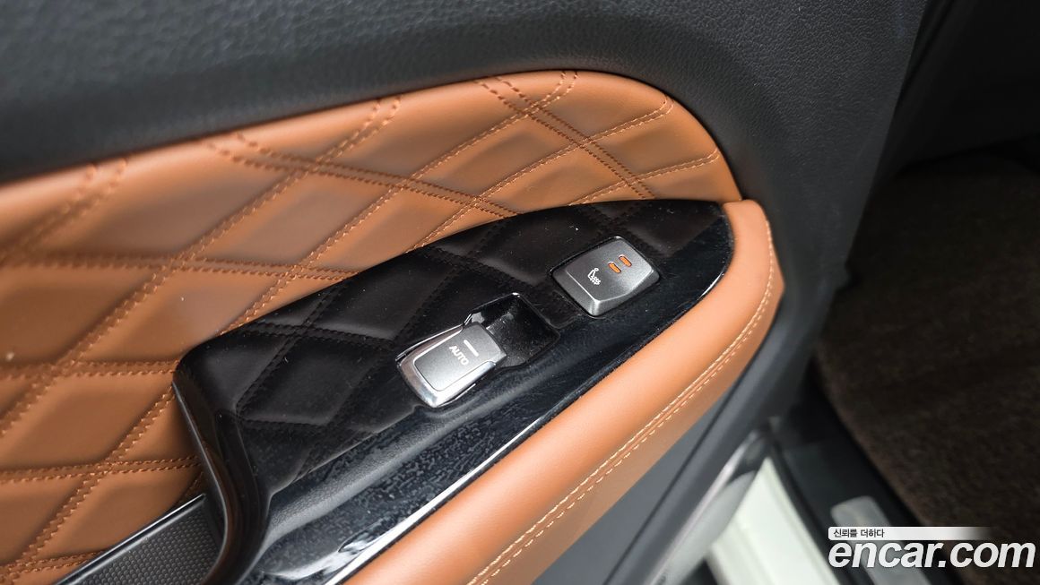 KG_Mobility_Ssangyong Rexton 2019