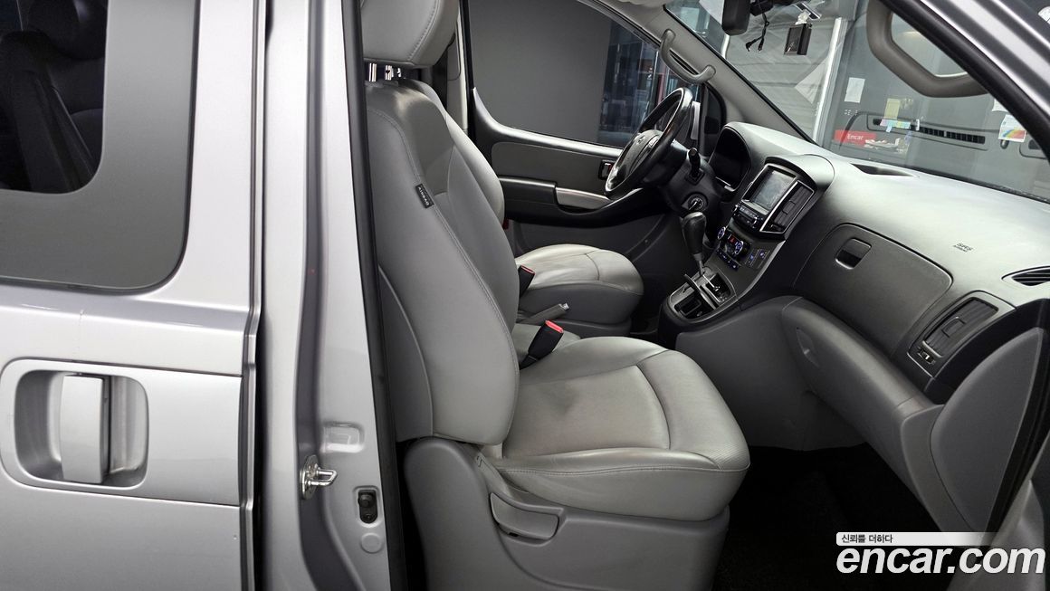 Hyundai Starex 2018