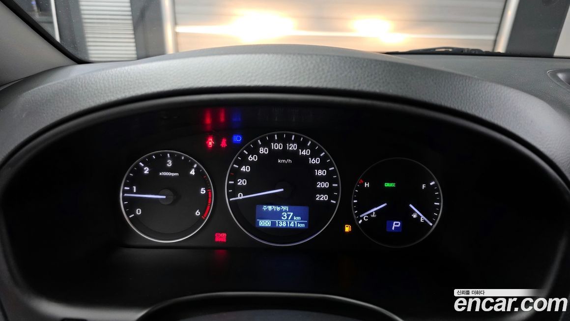 Hyundai Starex 2018