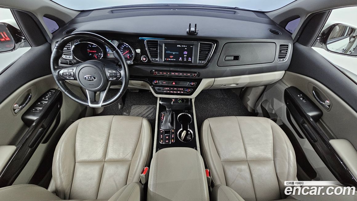 Kia Canival 2019