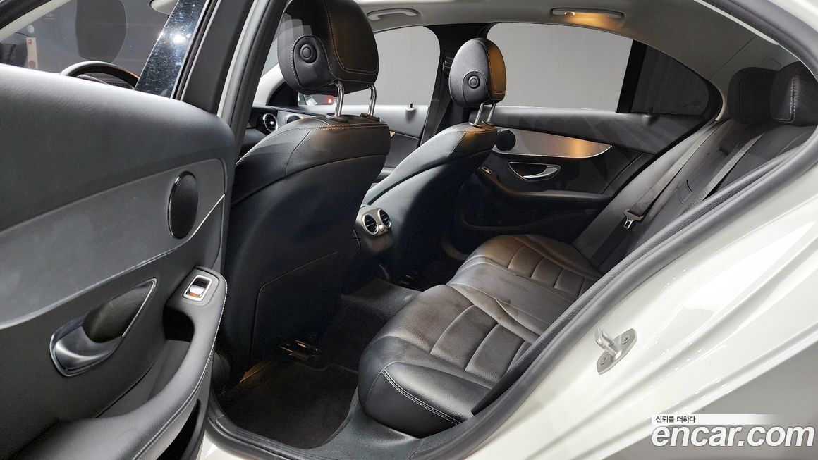 Mercedes-Benz C-Class 2016