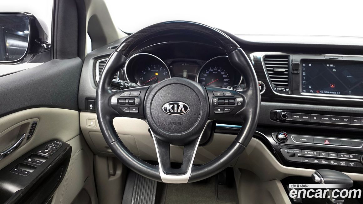 Kia Canival 2019