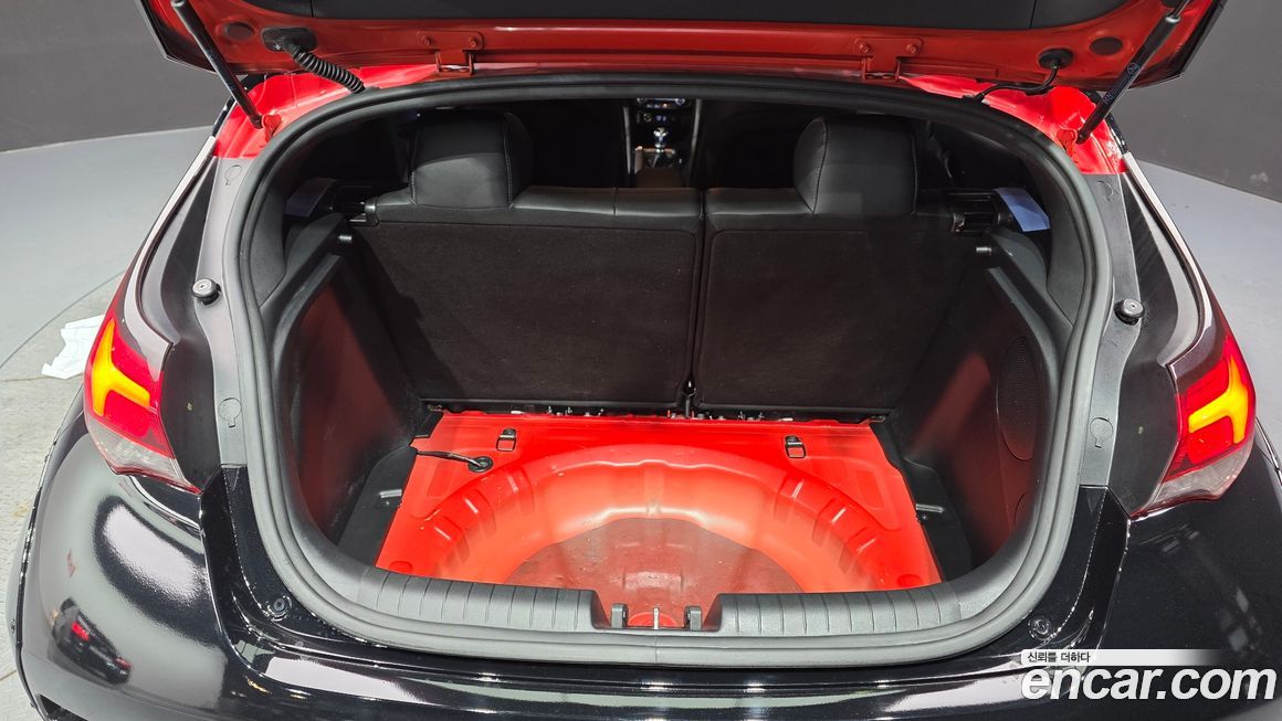 Hyundai Veloster 2019