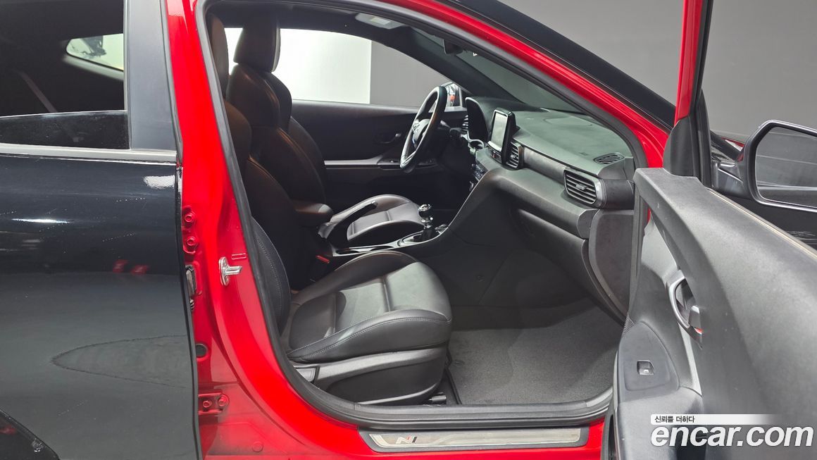 Hyundai Veloster 2019