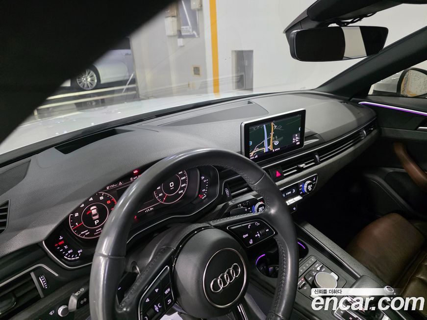 Audi A4 2019