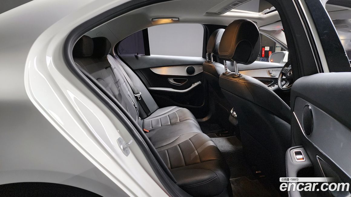 Mercedes-Benz C-Class 2016