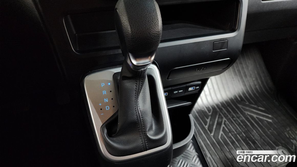 Hyundai Staria 2022