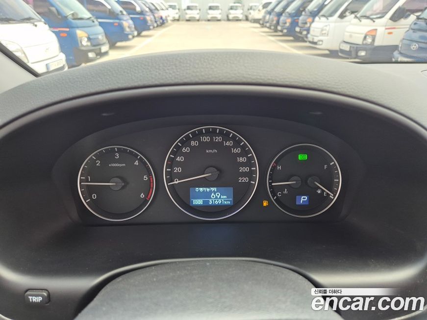 Hyundai Starex 2019