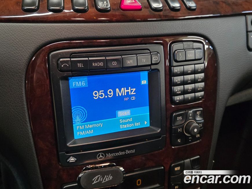 Mercedes-Benz S-Class 2001