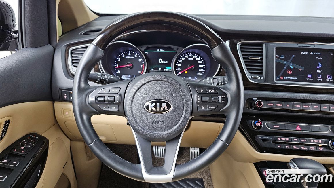 Kia Canival 2019