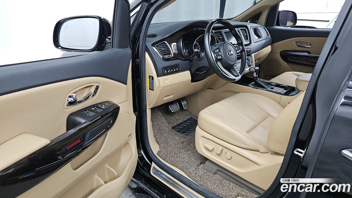 Kia Canival 2019