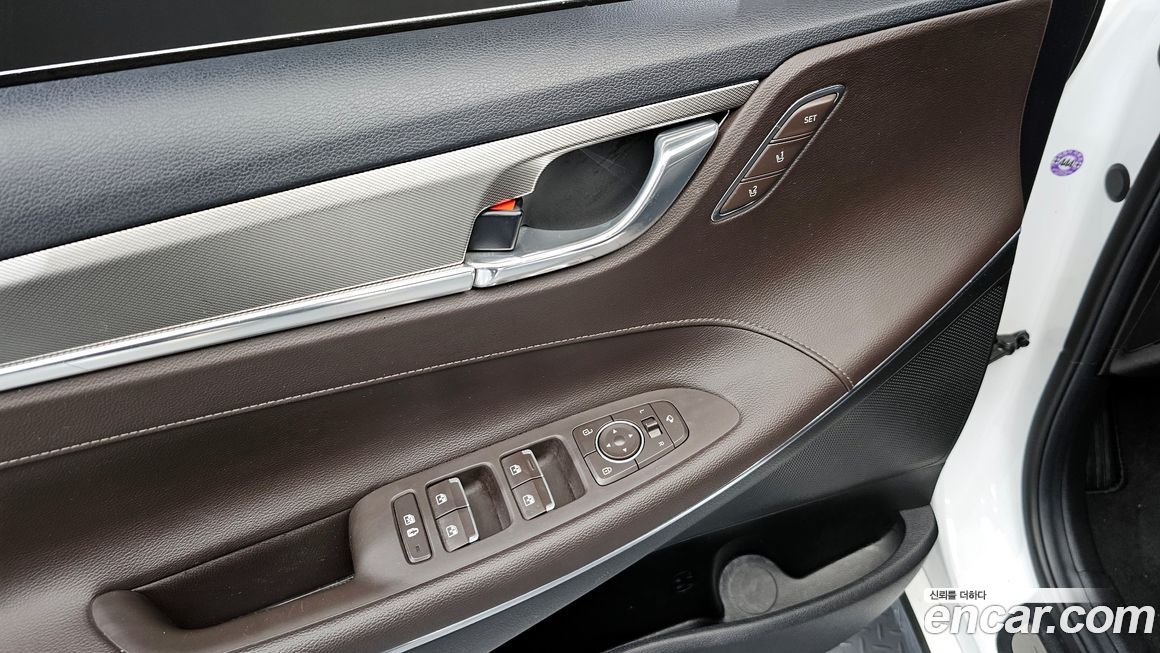 Hyundai Grandeur 2020