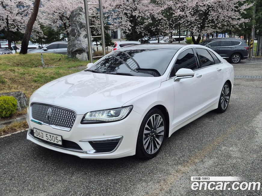 Lincoln MKZ 2020