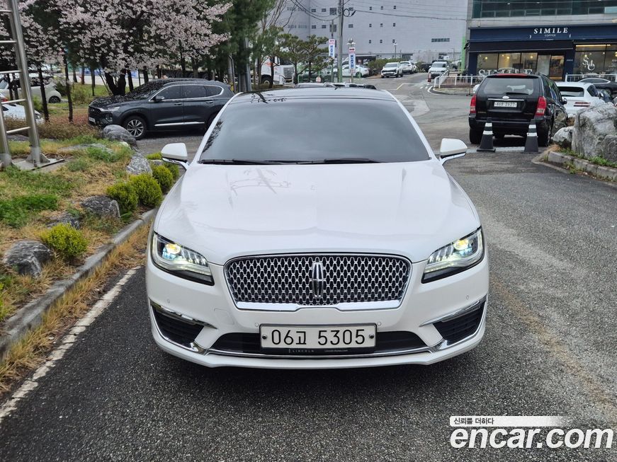 Lincoln MKZ 2020