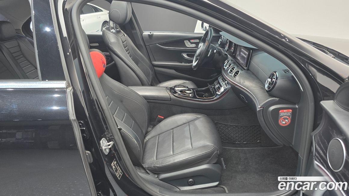 Mercedes-Benz E-Class 2017
