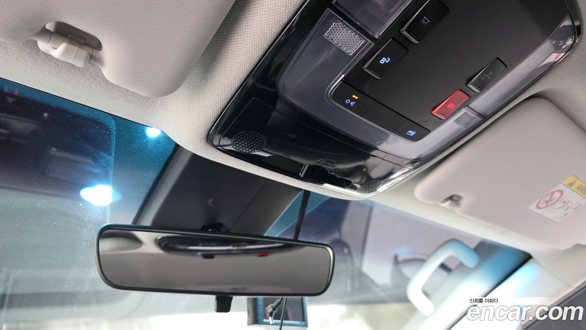 Hyundai Staria 2023